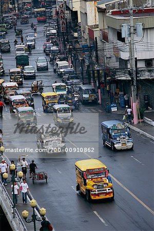 Jeepneys sur route, Dagupan City, Nord Luzon, Philippines
