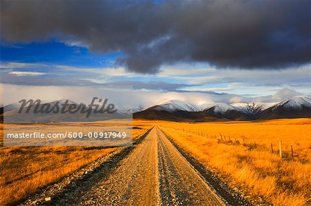 Straße nach Bergen, Hawkdun Bereich, Otago, Südinsel, Neuseeland