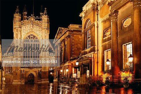 Front view of The Bath Abbey at night, England