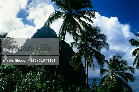 Der Grand Piton Berg aus der Ferne St. Lucia aus gesehen