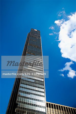 Low angle view of a skyscraper, Manhattan, New York City, New York State, USA