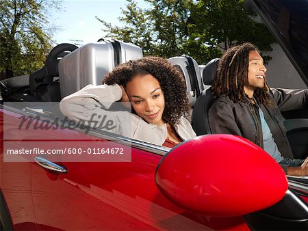 Couple en voiture