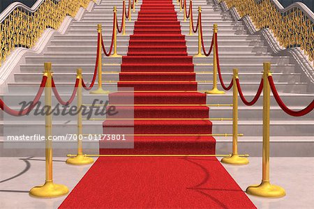 Tapis rouge sur escalier