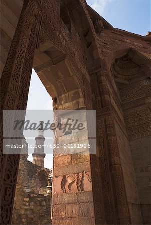 Low Angle View of ein Turm-Denkmal, Qutab Minar, Neu Delhi, Indien