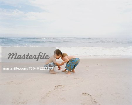 Enfants à la plage