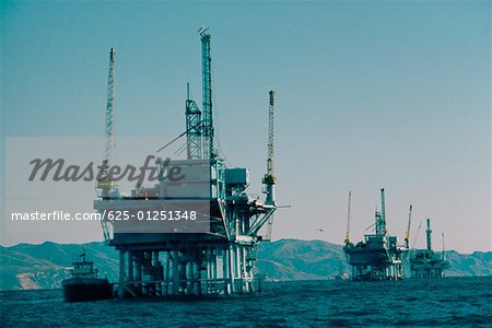 Oil drilling platform in the Mediterranean