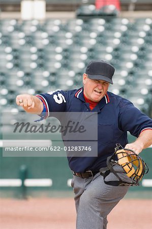 Umpire calling out