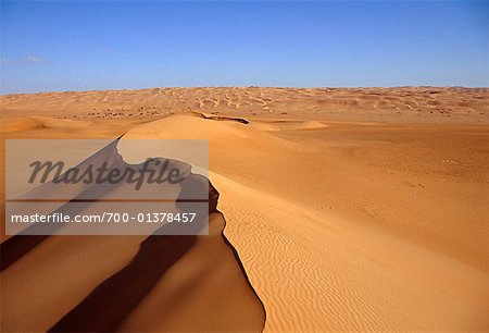 Dunes dans le désert, le Fezzan (Libye) Dunes dans le désert, le Fezzan (Libye)