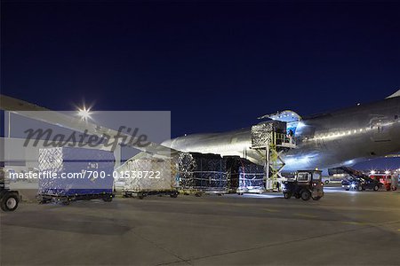 Chargement Cargo avion, aéroport International Pearson de Toronto, Toronto, Ontario, Canada