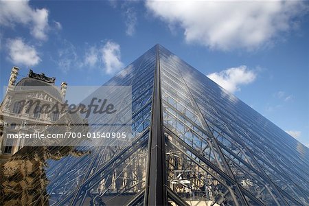 Le Musée du Louvre, Paris, France