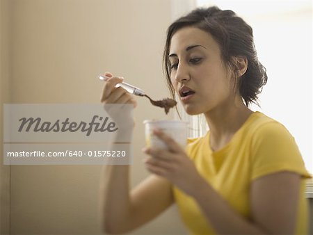 Frau Eis essen