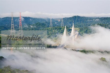 Le nouveau Millennium Bridge de Canal de Panama, Panama