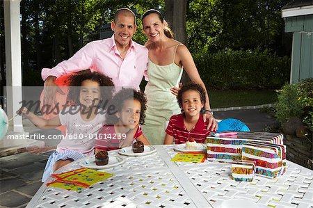 Familienfoto auf Geburtstag
