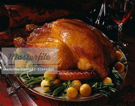 Roast turkey with green beans and dauphine patatoes
