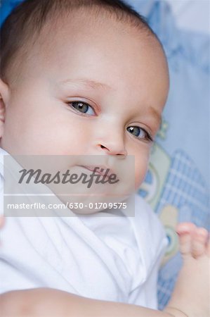 Porträt eines Babys liegend
