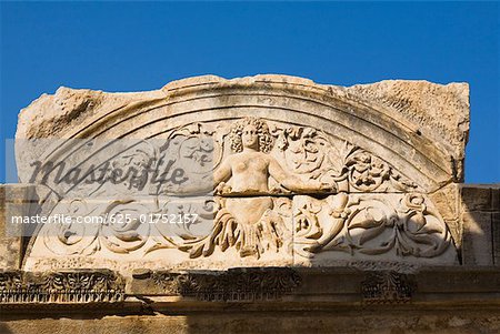 Vue en coupe haute d'une structure en pierre, Ephèse, Turquie