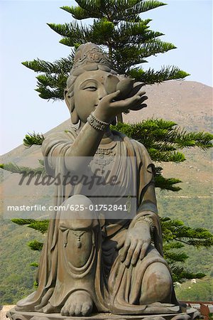 Gros plan d'une statue, Tian Tan Buddha, monastère de Po Lin, Ngong Ping, Lantau, Hong Kong, Chine