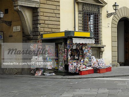 Kiosque à journaux, Italie