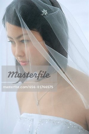 Eine Braut mit einem Schleier