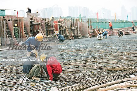 Bauarbeiter, die Arbeiten auf der Baustelle