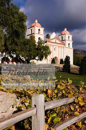 Santa Barbara Mission, Santa Barbara, California, USA