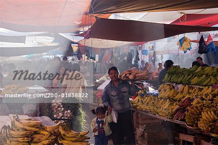 Menschen am Markt, Oaxaca, Mexiko