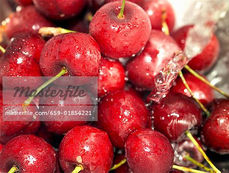 Washing cherries