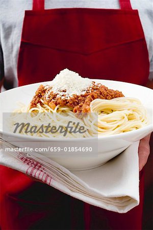 Spaghettis à la bolognaise avec Parmesan