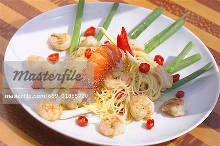 Spaghetti aux crevettes et queue de langouste (Bahia)