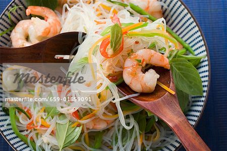Glasnudelsalat mit Shrimps (Asien)