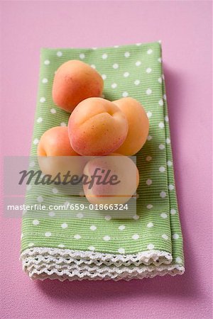 Apricots on tea towel