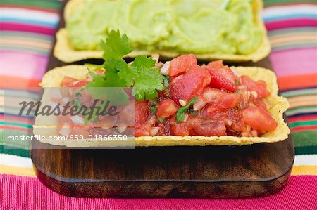 Salsa de tomates et guacamole (Mexique)
