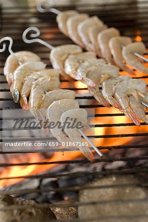 Brochettes de crevettes barbecue grill carré Brochettes de crevettes barbecue grill carré