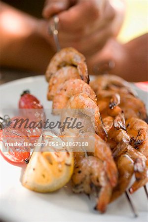 Brochettes de crevettes grillées