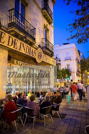 Restaurant en plein air, Séville, Espagne