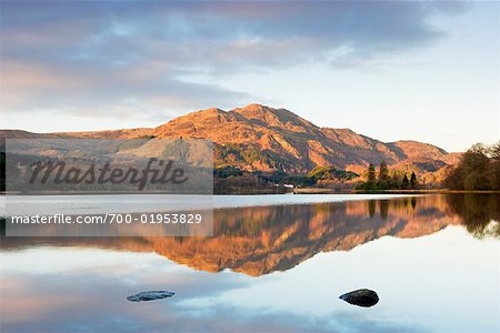 Übersicht über Loch in Loch Achray, Trossachs, Stirling, England