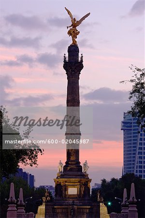El Winkel Statue, Paseo De La Reforma, Mexico City, Mexiko