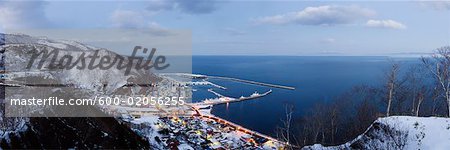 Vue d'ensemble du Port de pêche, Rausu, péninsule de Shiretoko, Hokkaido, Japon