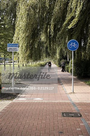 Piste cyclable, Bolsward, Pays-Bas