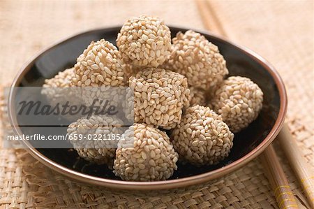 Small sesame balls (Asia)