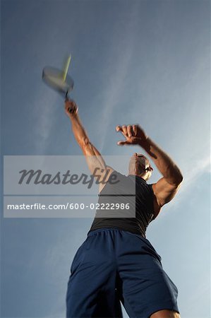 Homme jouer au Tennis