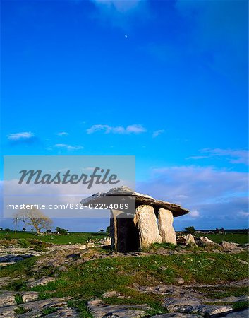 Dolmen de Poulnabrone, Burren, Co Clare, Irlande