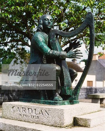 Co Leitrim, Carolan Statue, Mohill