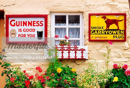 Traditionnelle Boutique Front, Dingle, co. Kerry, Irlande