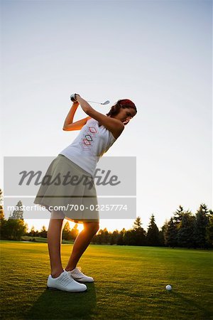 Woman Playing Golf, Salem, Oregon, USA