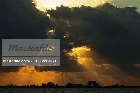 Sunrays through Clouds, Uitdam, North Holland, Netherlands