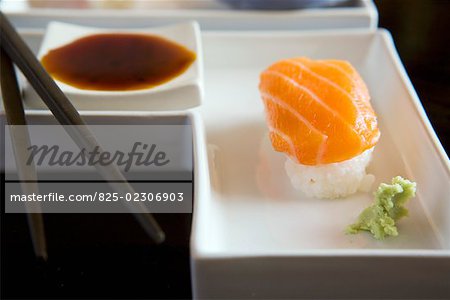 Salmon sushi and soya sauce