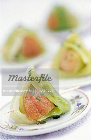 Smoked salmon and leeks with french dressing
