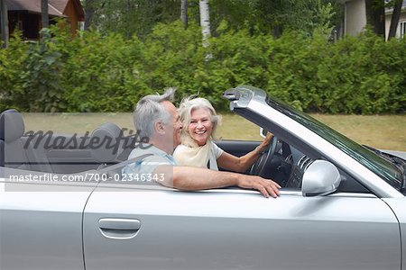 Paar im Cabrio, Elmvale, Ontario, Kanada