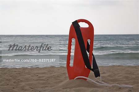 Dispositif de flottaison de sauveteurs sur la plage, Mallorca, Baleares, Espagne